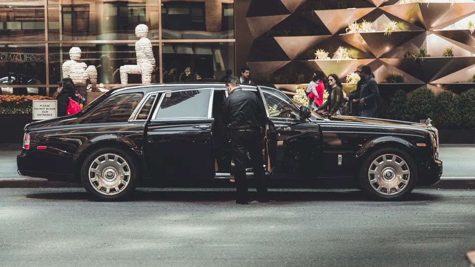 How Much Does a Limo Rental Cost?
